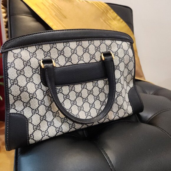 Gucci GG Plus Handbag - Picture 11 of 16
